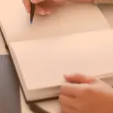 Jak napisać notatkę służbową na pracownika? Wzór i przykłady do użycia