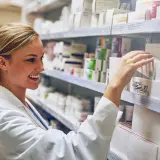 Ile trwa staż technika farmacji? Odkryj, ile to naprawdę miesięcy
