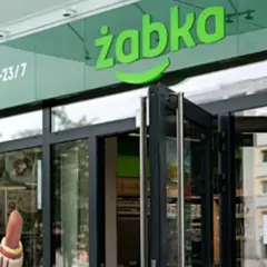 Ile zarabia pracownik Żabki miesięcznie? Zaskakujące fakty o wynagrodzeniach
